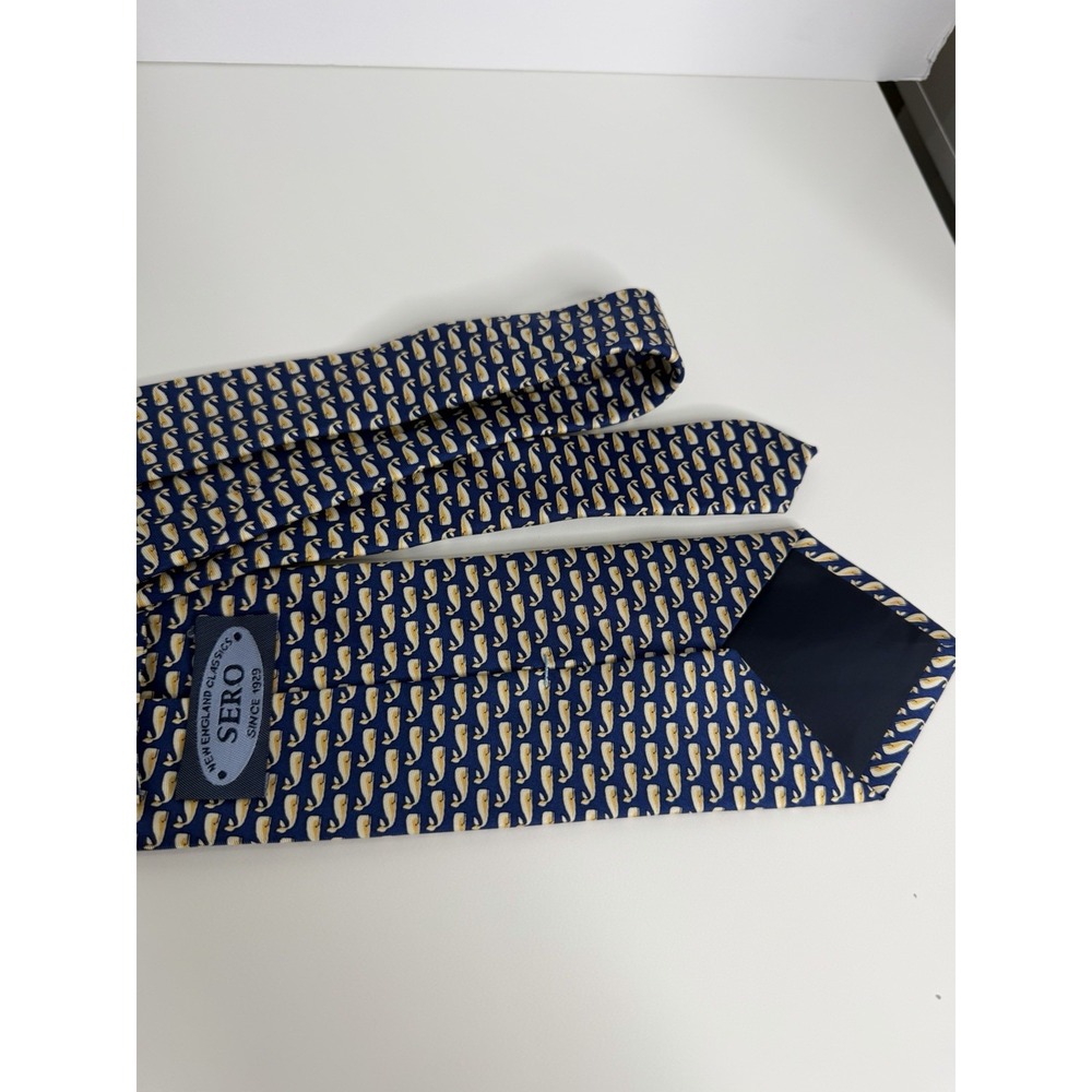 NEW Sero Men Navy Whale Print Silk Necktie Preppy Nautical Coastal 3 3/8 X 60 - Picture 5 of 8